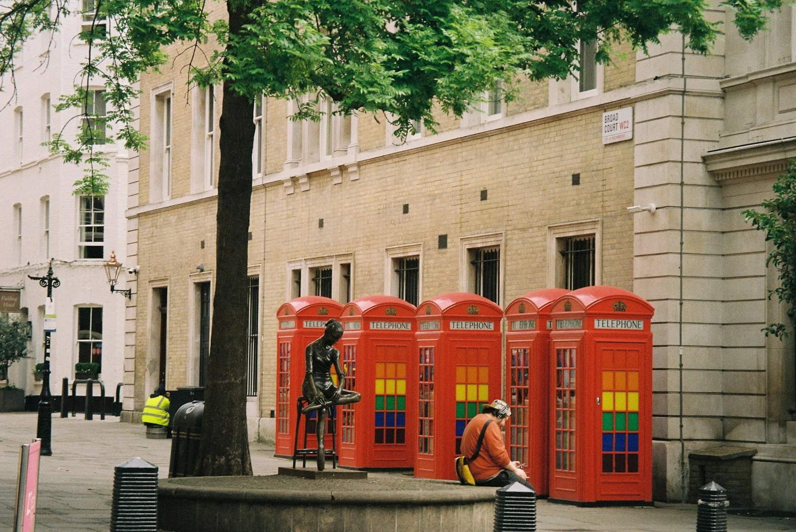 AI Voice Agents for Customer Calls UK: 2026 In-Depth Guide